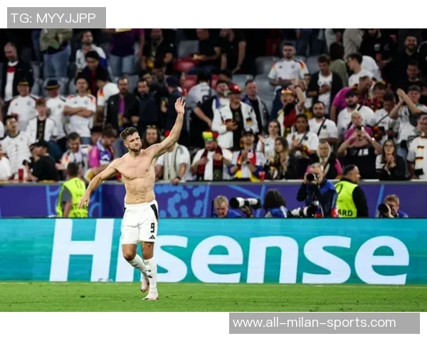 PFA特别贡献奖颁给埃利奥特以表彰其在U21欧洲杯中的卓越表现