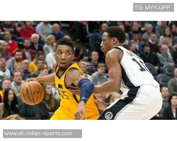 卢指导分析对手中锋外投威胁我们的大个子速度不足小阵容劣势明显