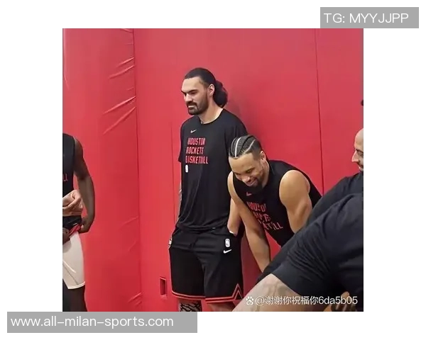司机送祝福展风度亚当斯受伤令火箭球迷心如死灰